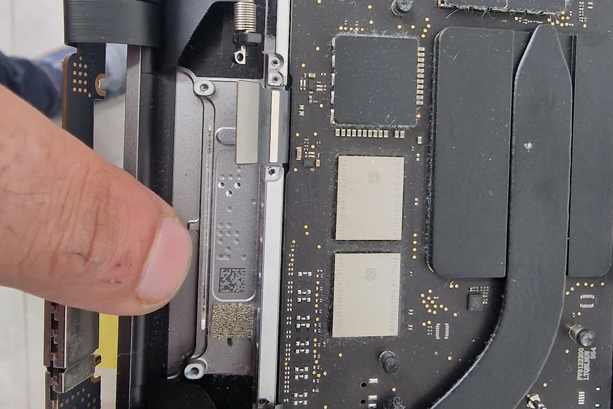 réparation carte mère mac Pont-de-l'Arche